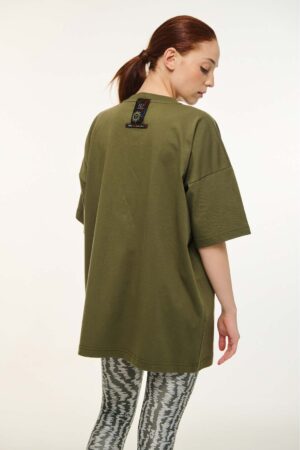 4269033005-3-1050x1574