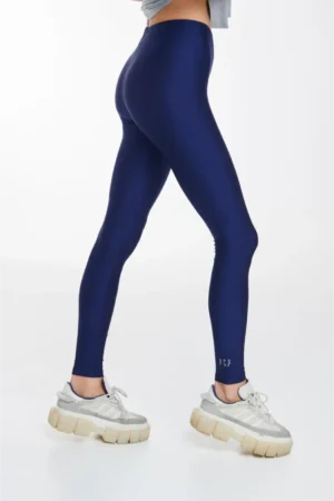 1710019001-1050x1574