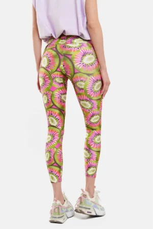 4531081001-3-1050x1574