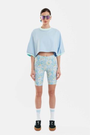 4539091005-3-1050x1574