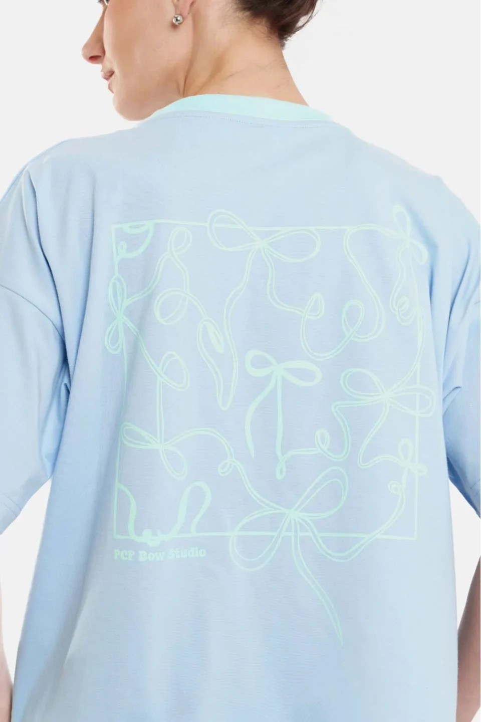 Woman Short Sleeve T-Shirt with embroidery and silk print - Bows Sky Blue
